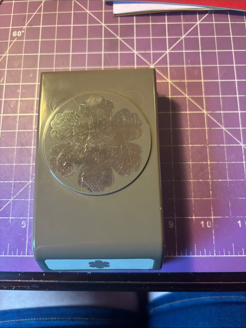 Stampin' Up! Light Gray Floral Punch